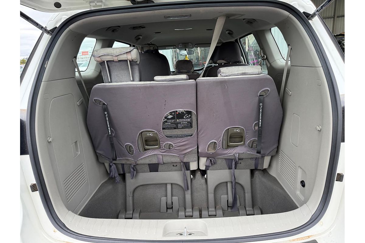 2017 Kia Carnival S YP