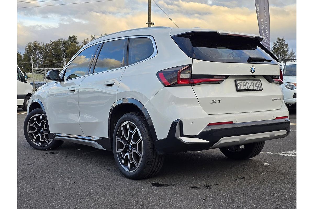 2023 BMW X1 xDrive20i U11