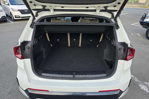2023 BMW X1 xDrive20i U11