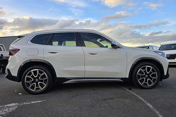 2023 BMW X1 xDrive20i U11