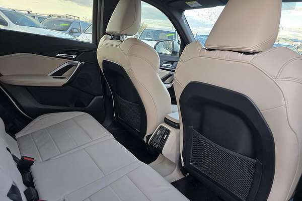 2023 BMW X1 xDrive20i U11