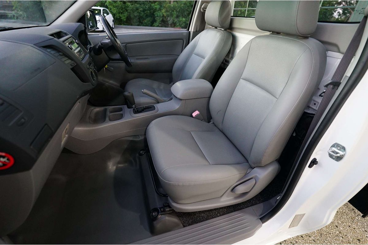 2010 Toyota Hilux 4x2 Hilux 4x2 Workmate 2.7L Petrol Automatic Single Cab C/C