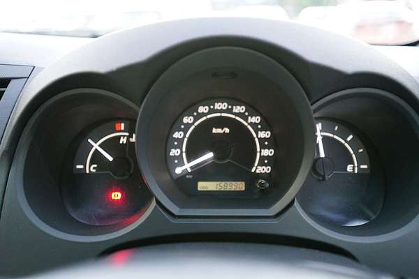 2010 Toyota Hilux 4x2 Hilux 4x2 Workmate 2.7L Petrol Automatic Single Cab C/C