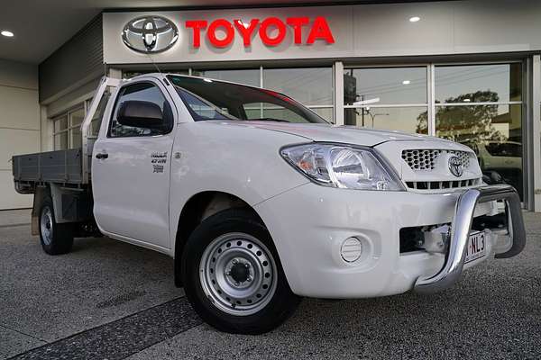 2010 Toyota Hilux 4x2 Hilux 4x2 Workmate 2.7L Petrol Automatic Single Cab C/C