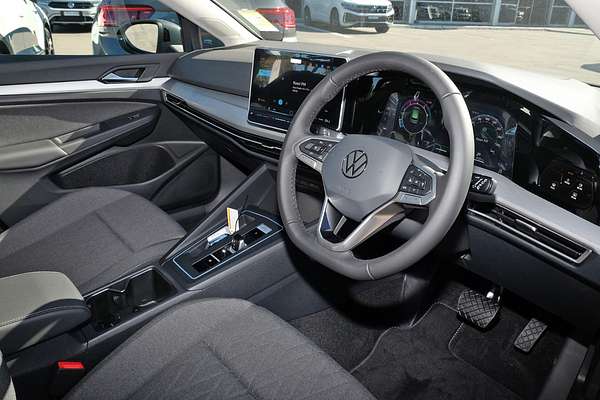 2025 Volkswagen Golf 110TSI Life 8.5