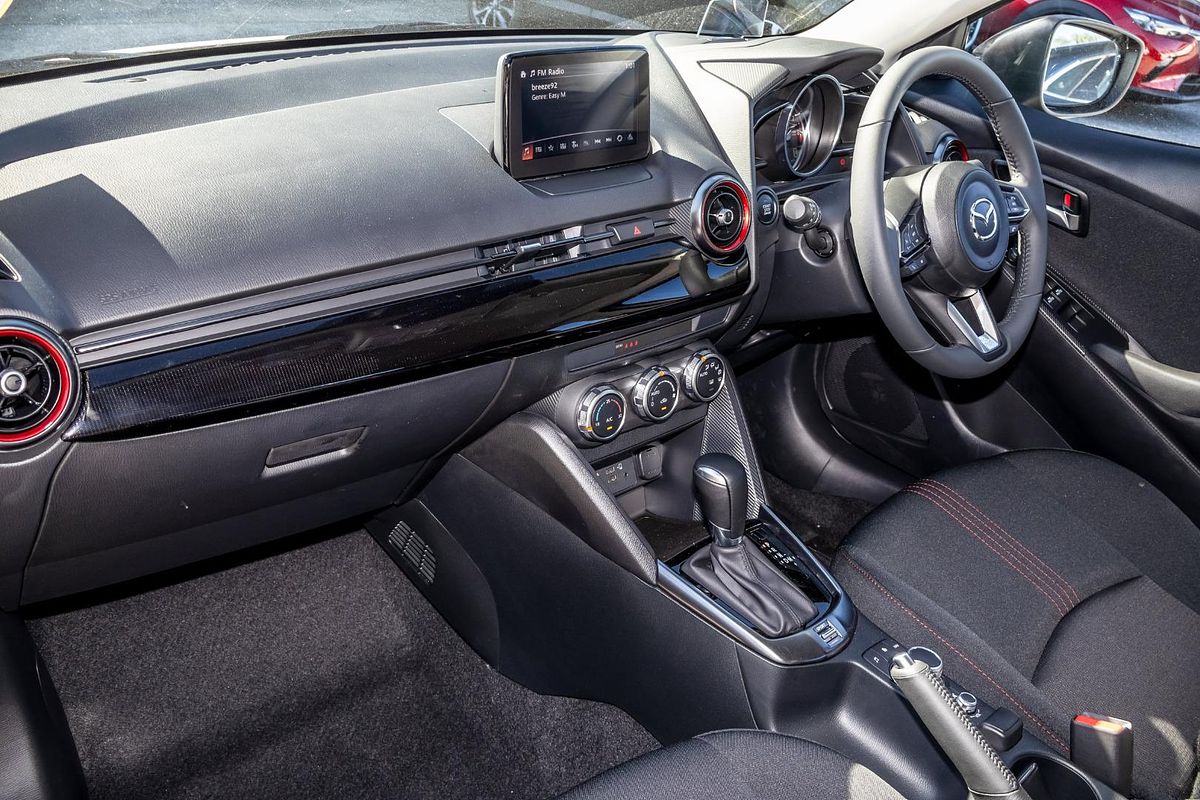 2025 Mazda 2 G15 Evolve DJ Series