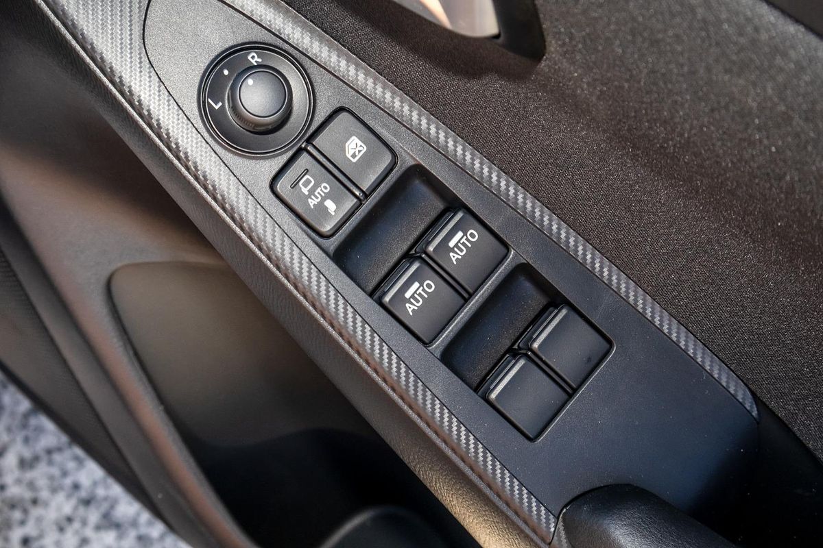 2025 Mazda 2 G15 Evolve DJ Series