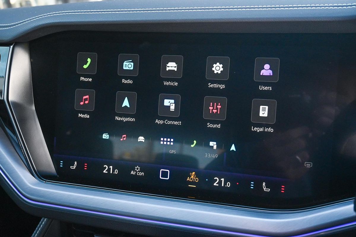 2024 Volkswagen Touareg 210TDI R-Line RC
