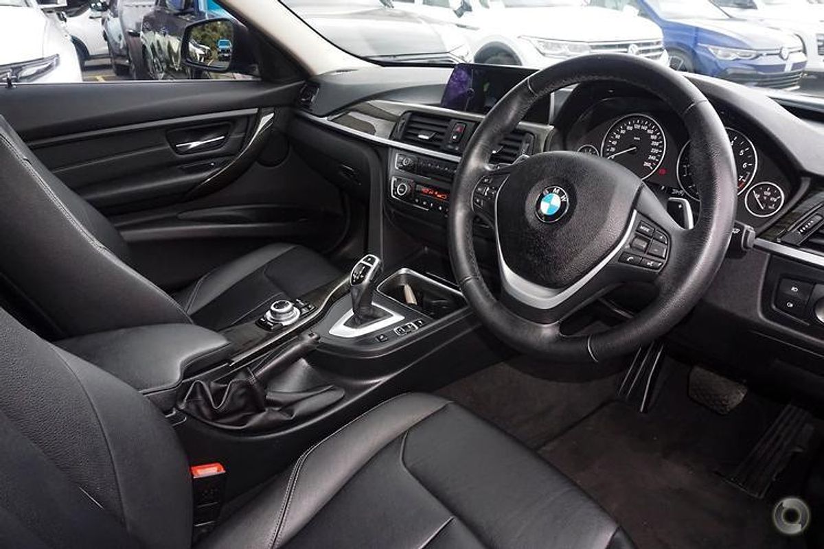 2013 BMW 3 Series 328i Modern Line F30