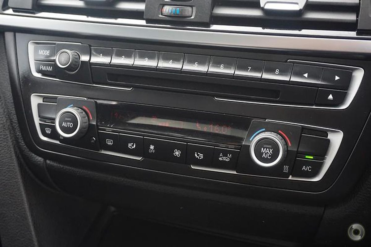 2013 BMW 3 Series 328i Modern Line F30
