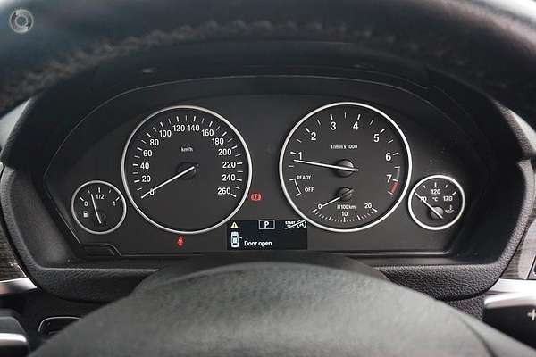 2013 BMW 3 Series 328i Modern Line F30