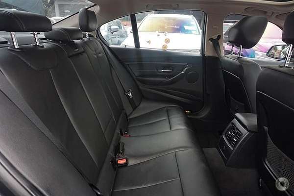 2013 BMW 3 Series 328i Modern Line F30