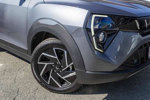 2025 Mahindra XUV3XO AX7L