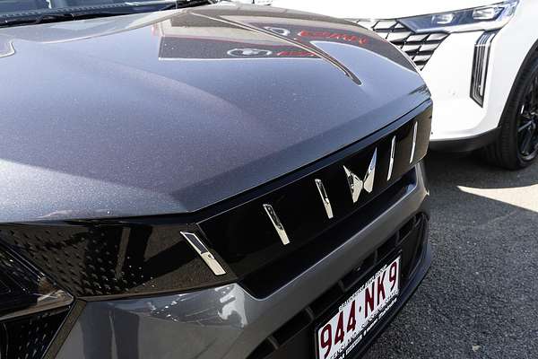 2025 Mahindra XUV3XO AX7L