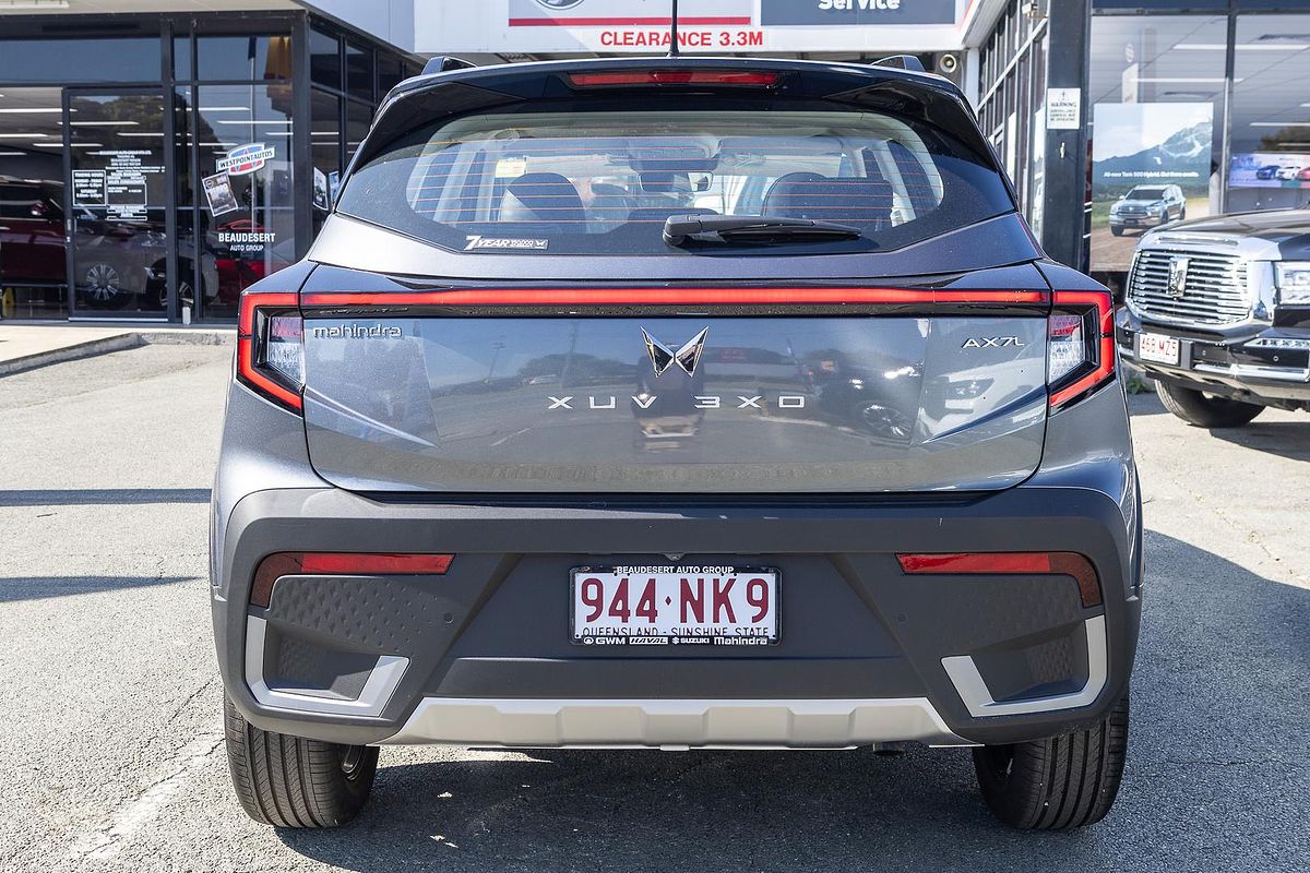 2025 Mahindra XUV3XO AX7L