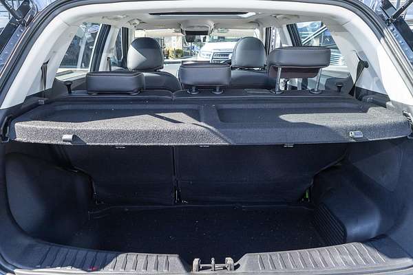 2025 Mahindra XUV3XO AX7L