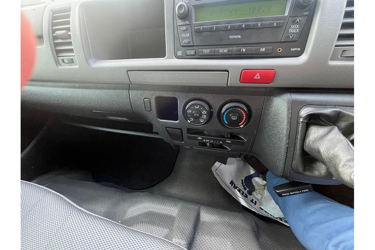 2007 Toyota Hiace TRH221R