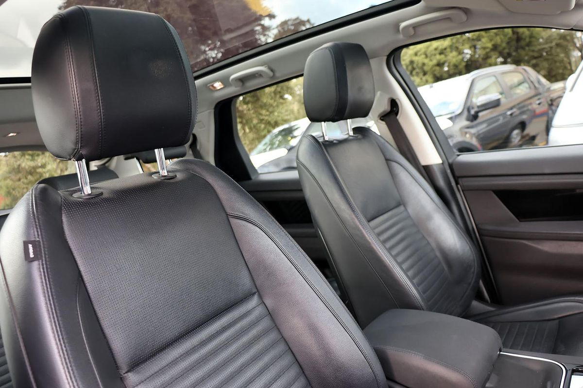 2019 Land Rover Discovery Sport P200 S L550