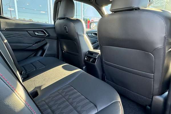 2024 Isuzu D-MAX X-TERRAIN 4X4