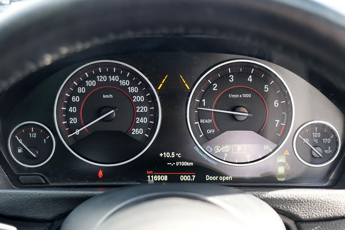 2014 BMW 3 Series 320i M Sport F30