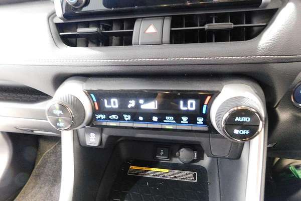 2020 Toyota RAV4 GXL AXAH52R