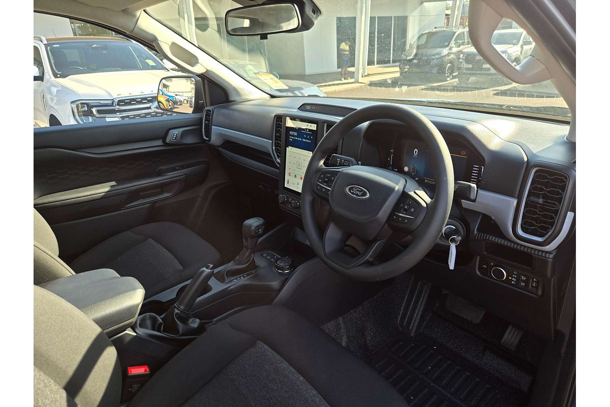 2024 Ford Ranger Black Edition  4X4 2.0L