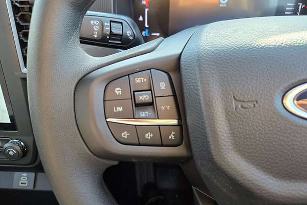 2024 Ford Ranger Black Edition  4X4 2.0L
