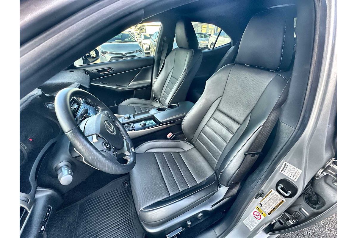 2014 Lexus IS