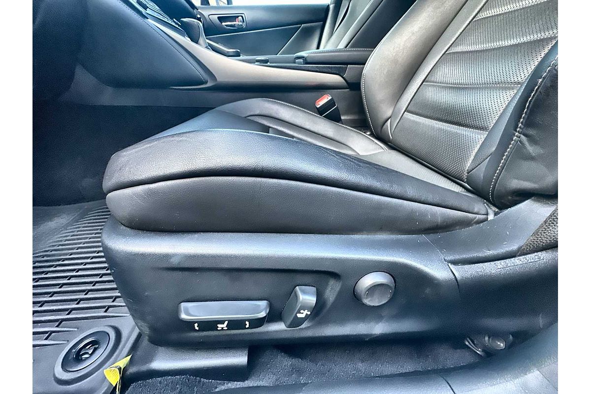 2014 Lexus IS