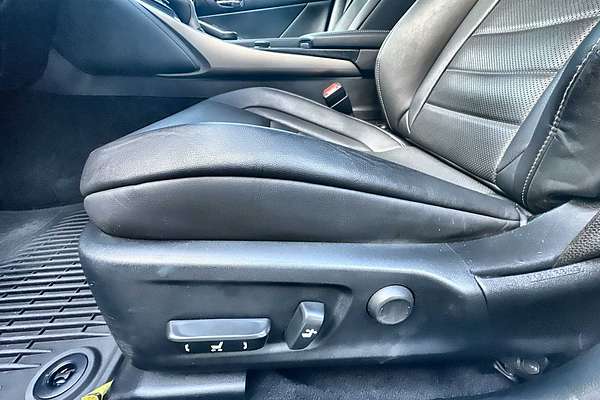2014 Lexus IS