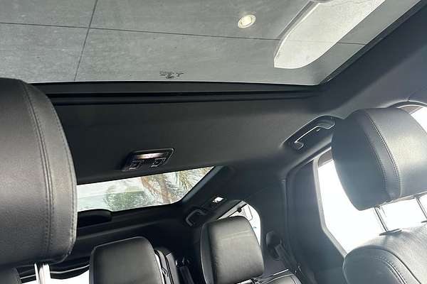 2017 Land Rover Discovery SD4 HSE Series 5