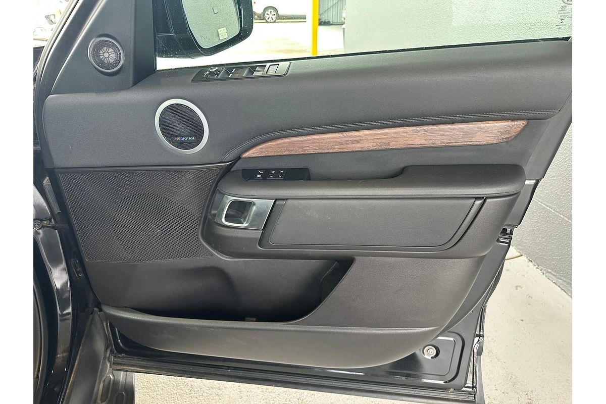 2017 Land Rover Discovery SD4 HSE Series 5