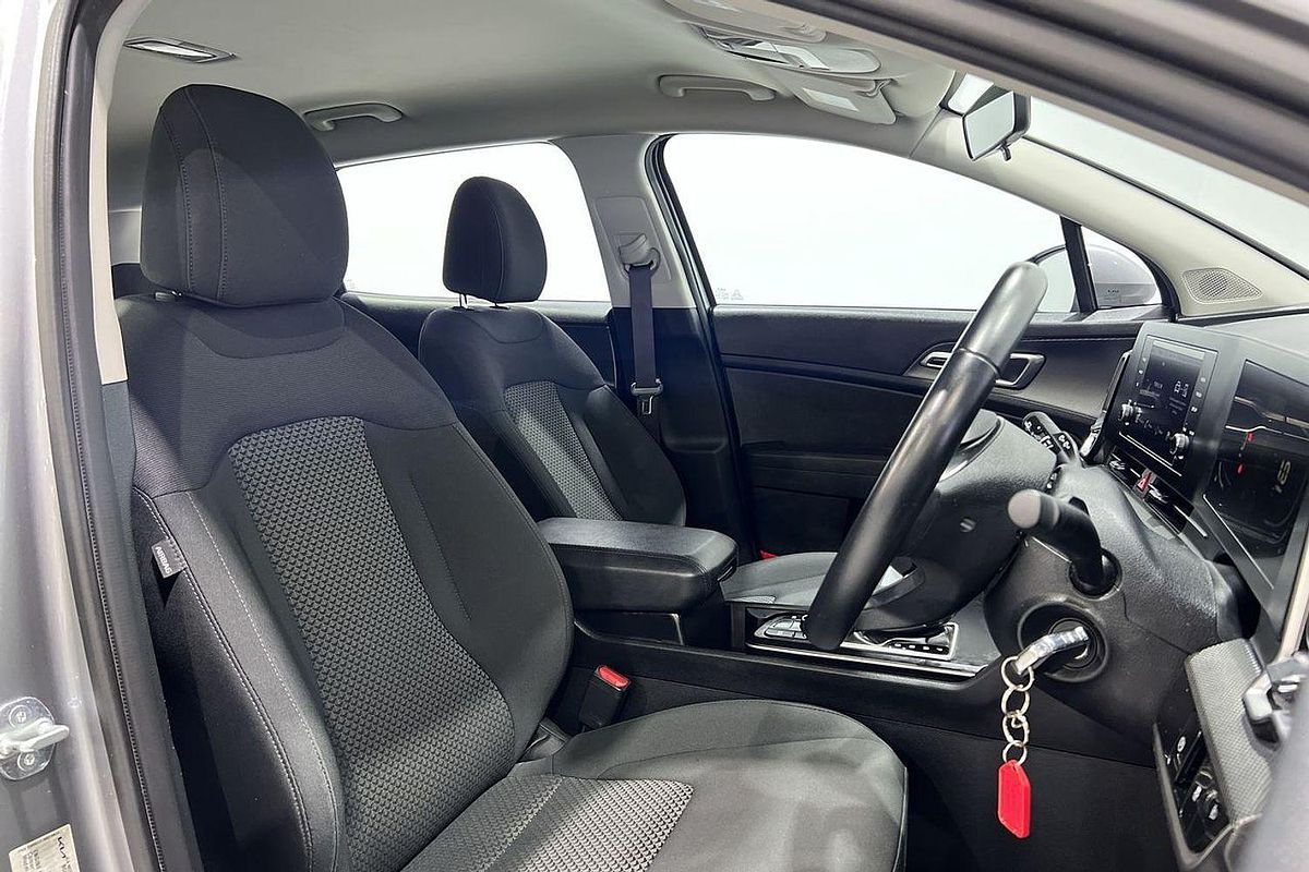 2023 Kia Sportage S NQ5