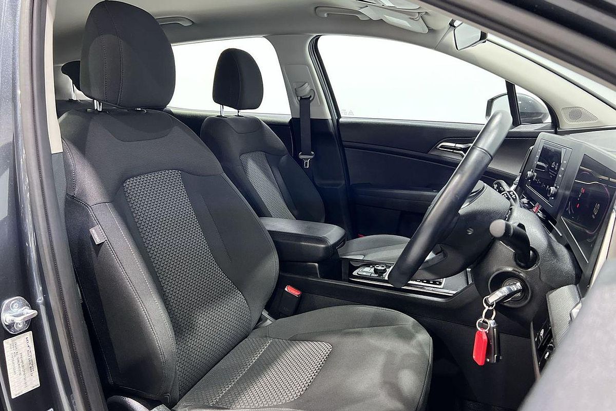 2024 Kia Sportage S NQ5