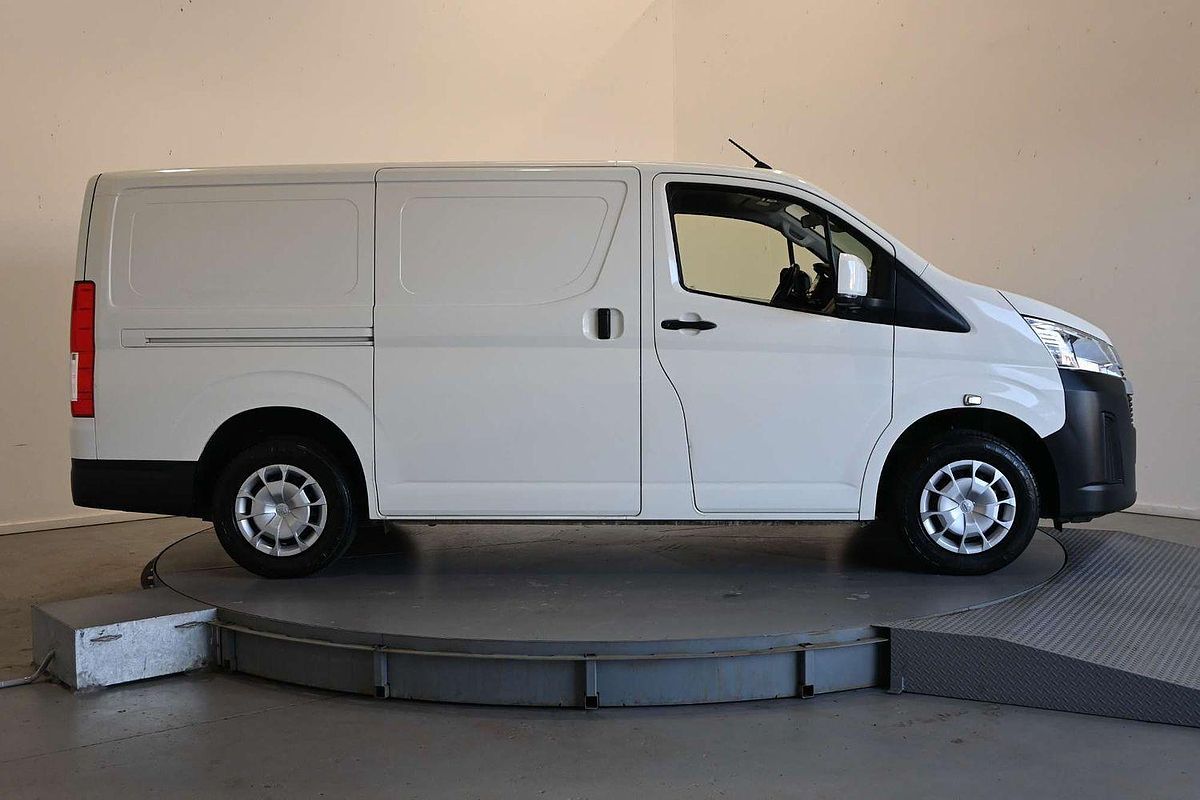 2021 Toyota Hiace GDH300R LWB