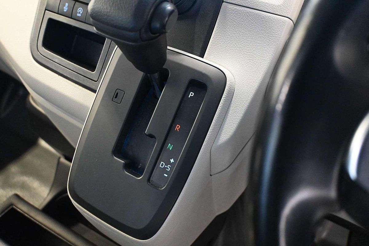 2021 Toyota Hiace GDH300R LWB