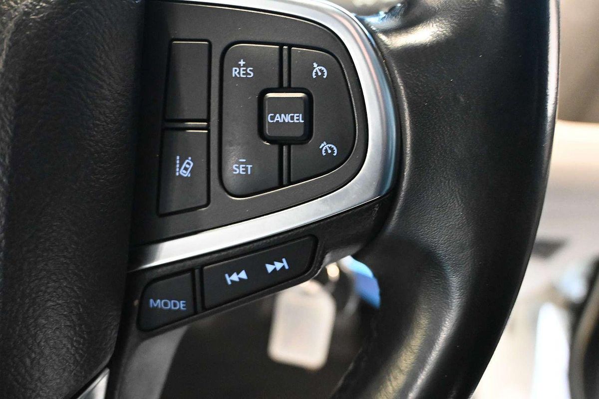 2021 Toyota Hiace GDH300R LWB