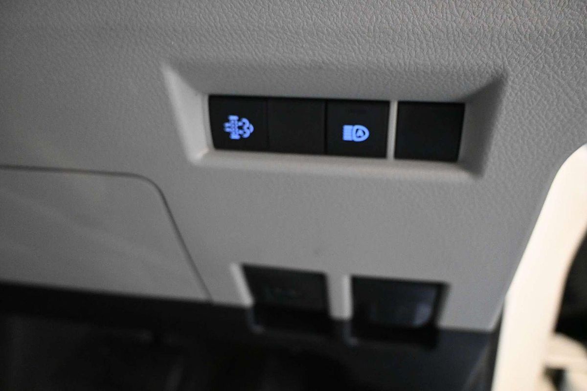 2021 Toyota Hiace GDH300R LWB