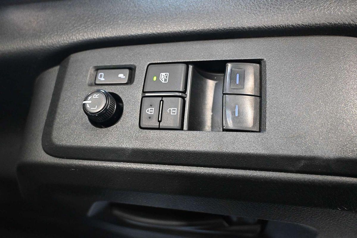 2021 Toyota Hiace GDH300R LWB