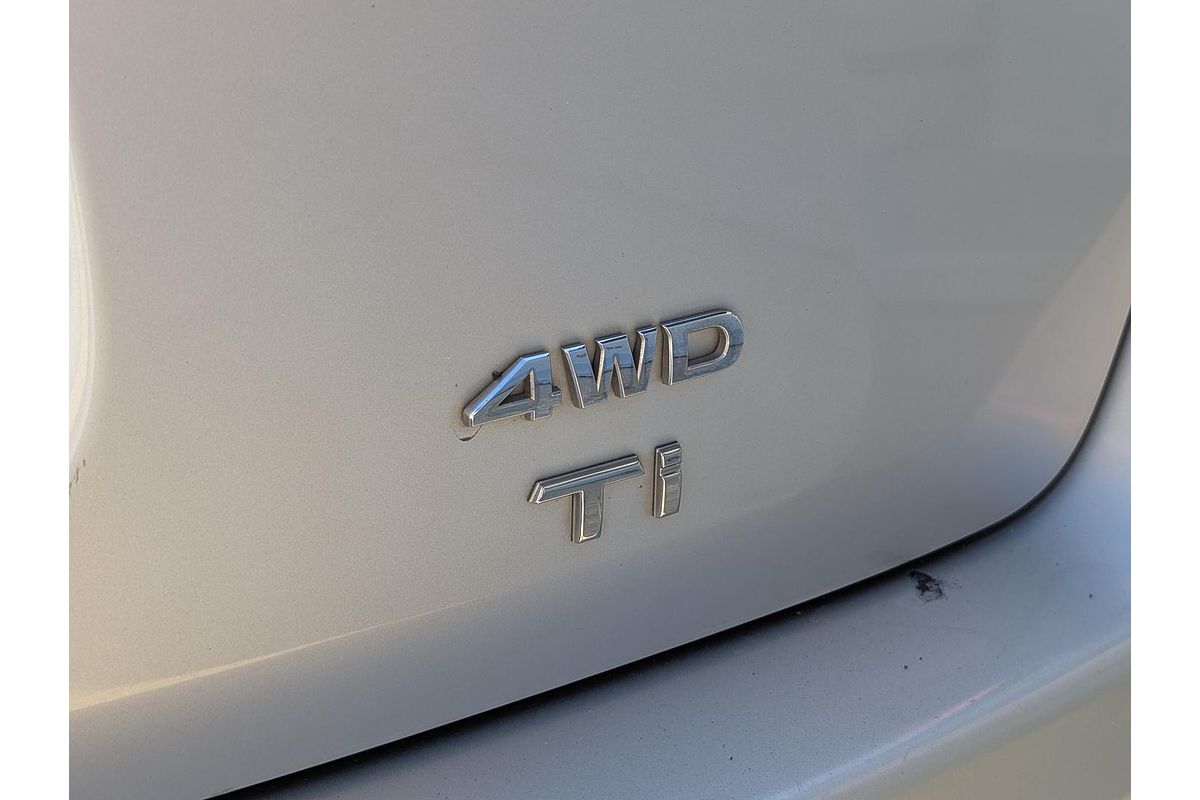 2015 Nissan Pathfinder Ti R52