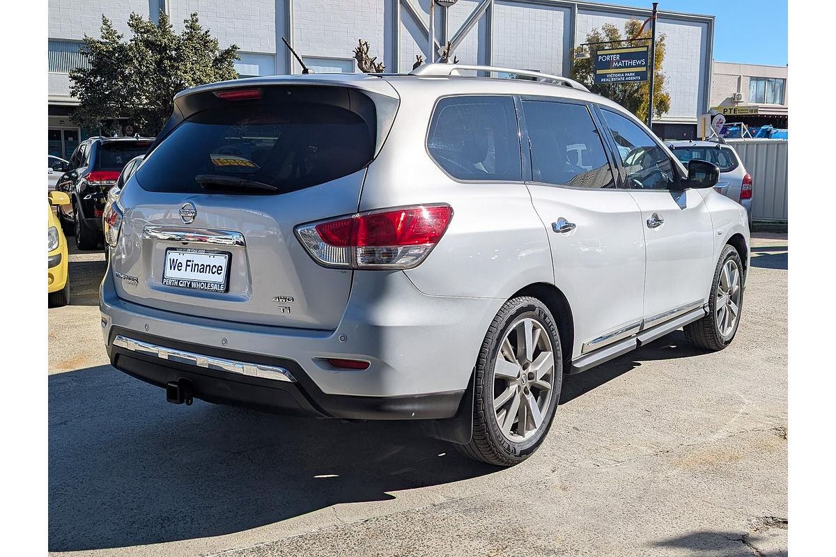 2015 Nissan Pathfinder Ti R52