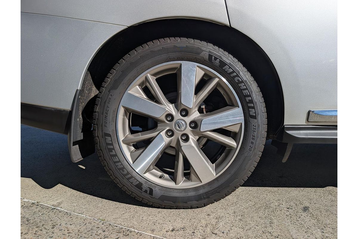 2015 Nissan Pathfinder Ti R52