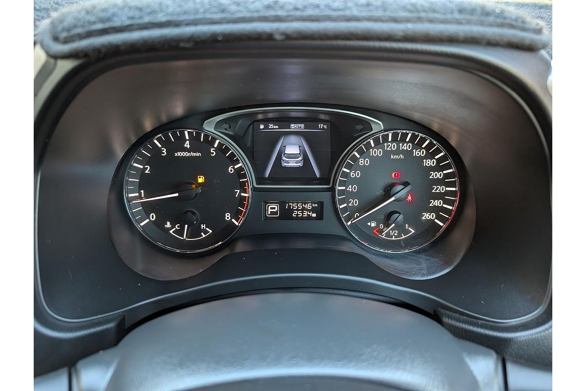 2015 Nissan Pathfinder Ti R52
