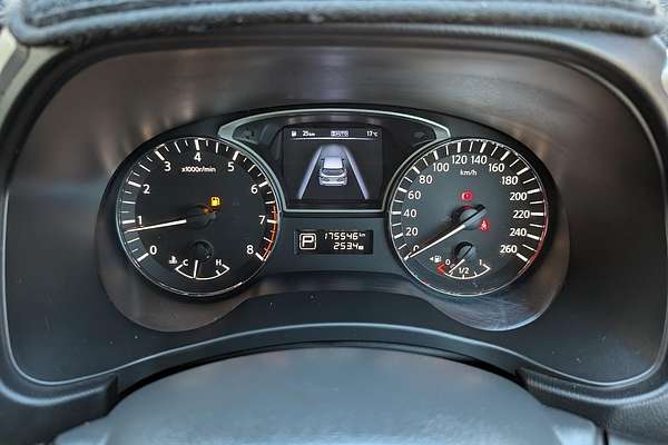 2015 Nissan Pathfinder Ti R52