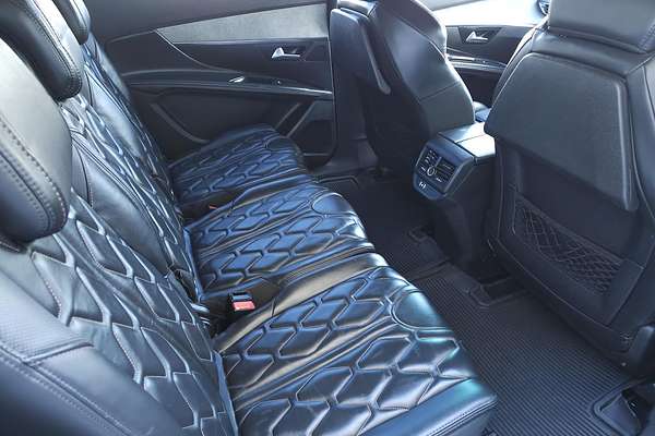 2018 Peugeot 5008 GT P87