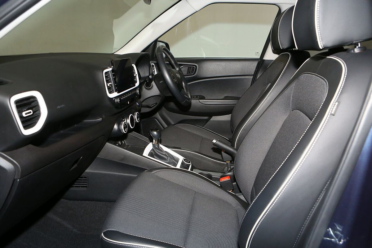 2022 Hyundai Venue Elite QX.V5