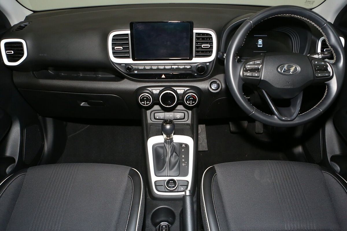 2022 Hyundai Venue Elite QX.V5