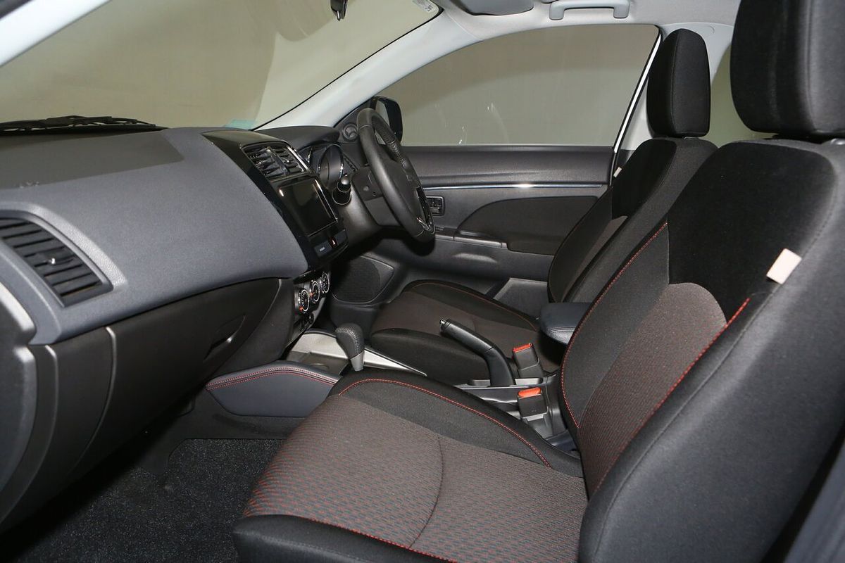 2018 Mitsubishi ASX ES XC