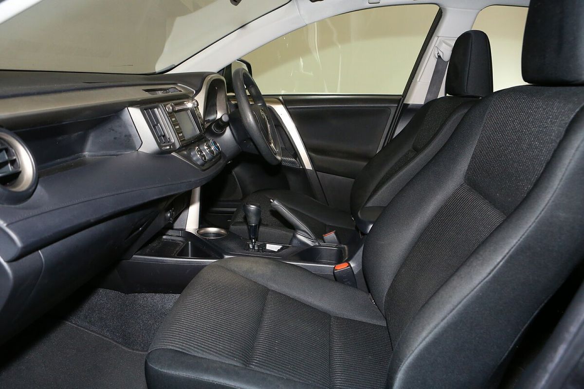 2015 Toyota RAV4 GX ZSA42R