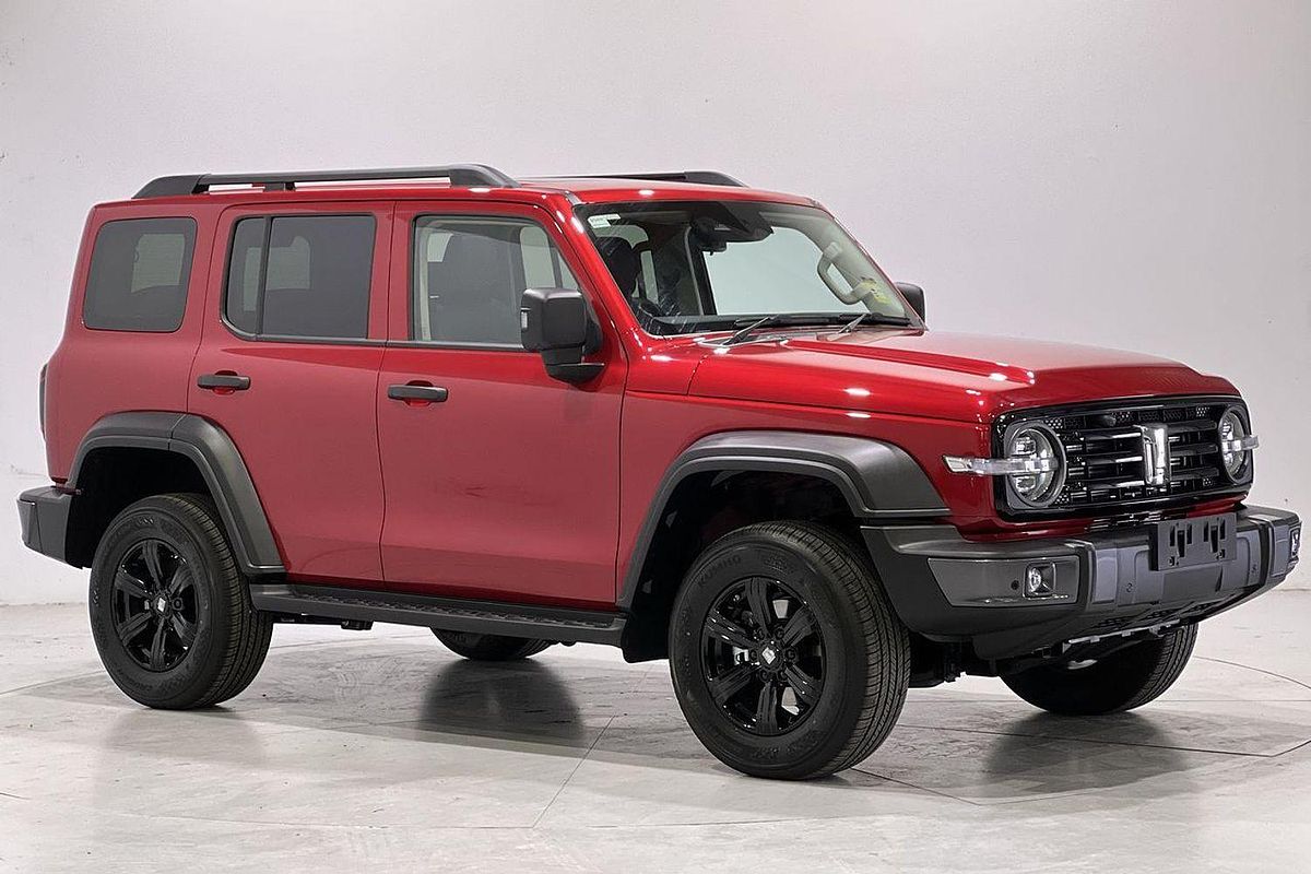 2025 GWM Tank 300 Lux P01
